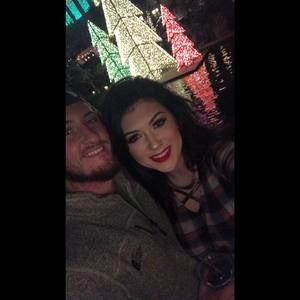 Meet your Posher, Jade